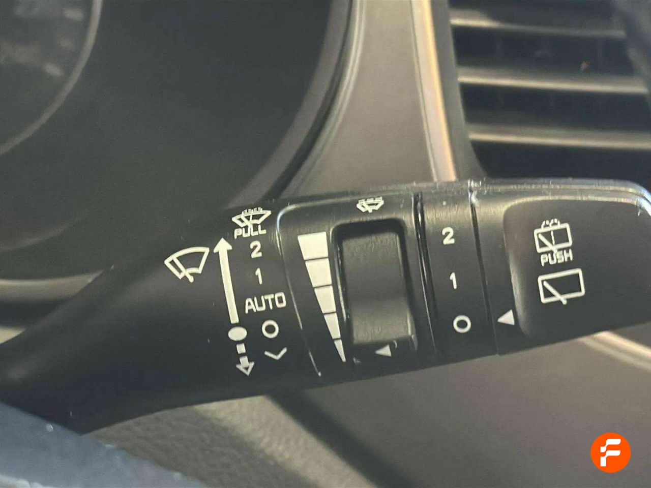 Foto Kia Carens 23