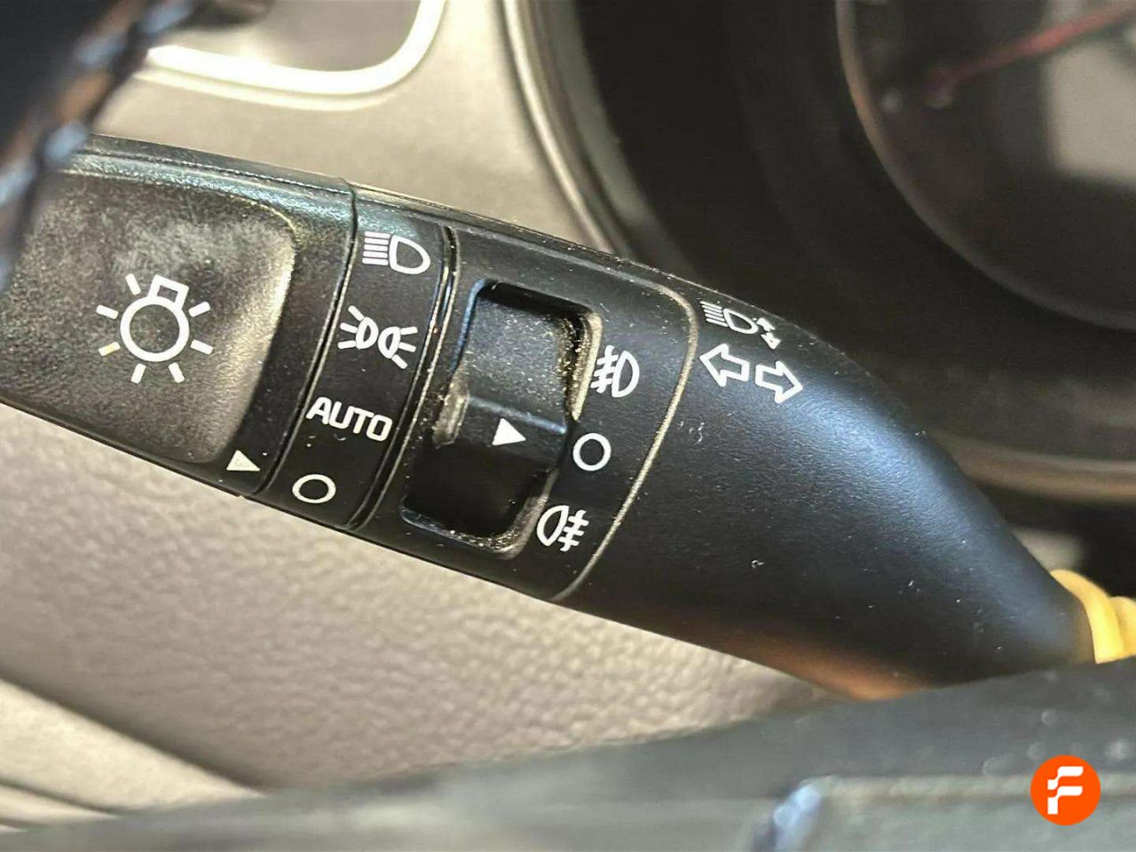 Foto Kia Carens 24