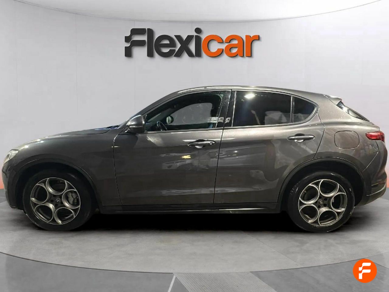 Foto Alfa Romeo Stelvio 4