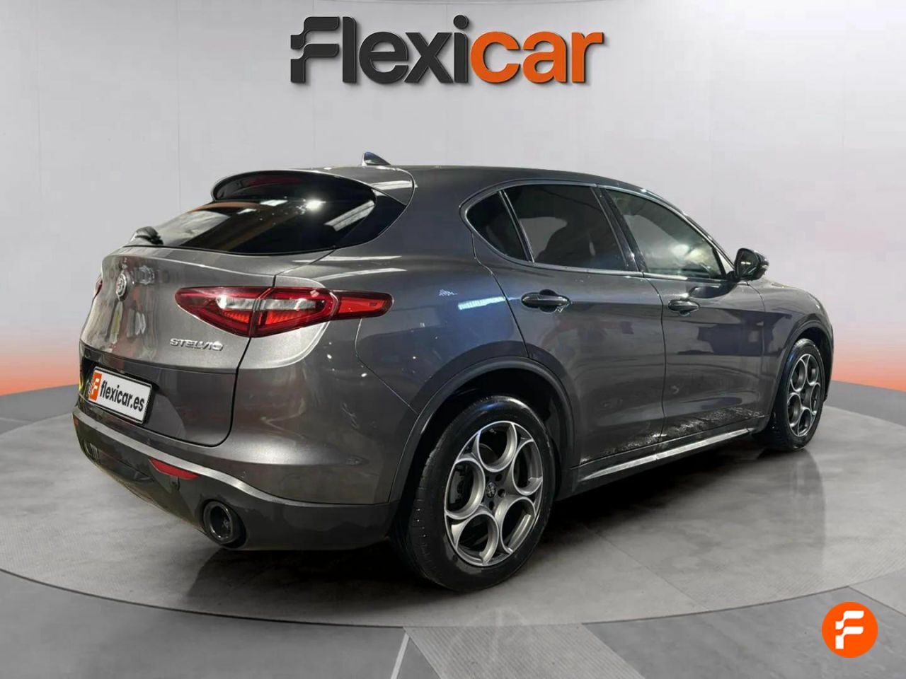 Foto Alfa Romeo Stelvio 5