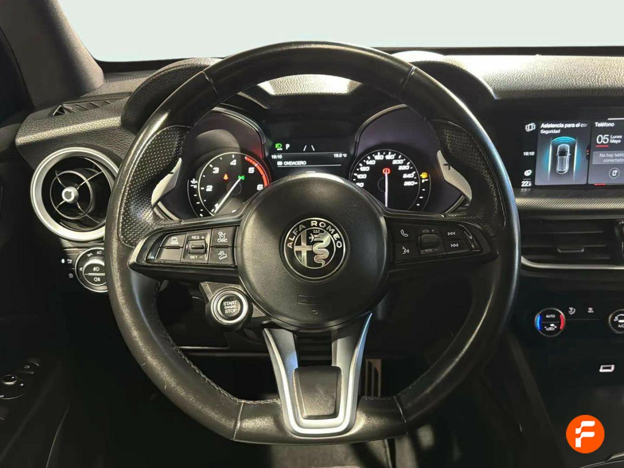 Foto Alfa Romeo Stelvio 12