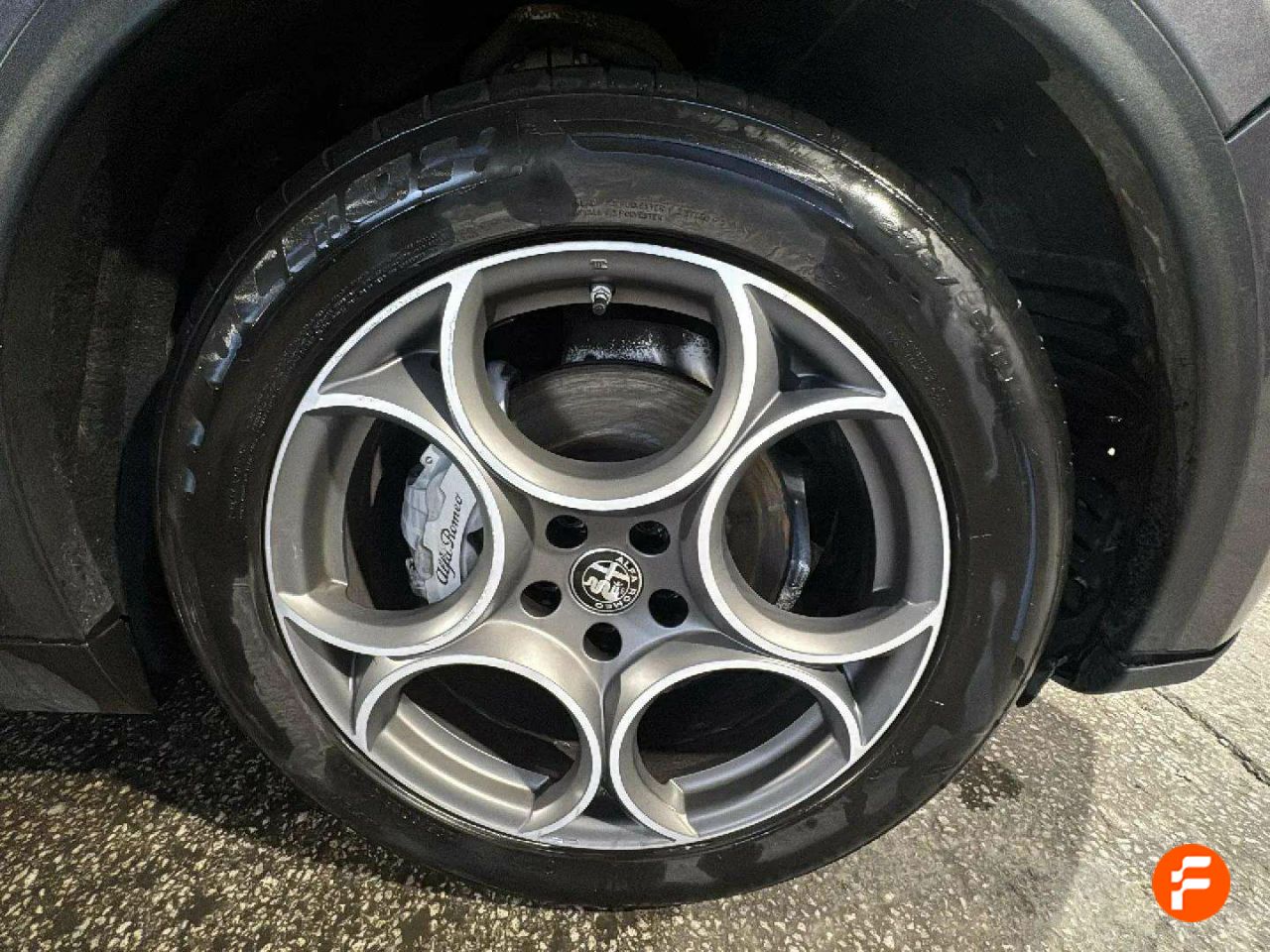 Foto Alfa Romeo Stelvio 18