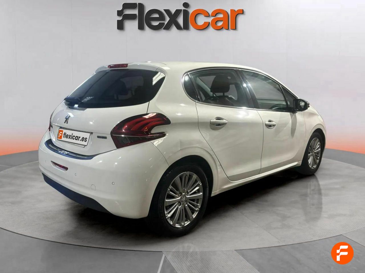 Foto Peugeot 208 5
