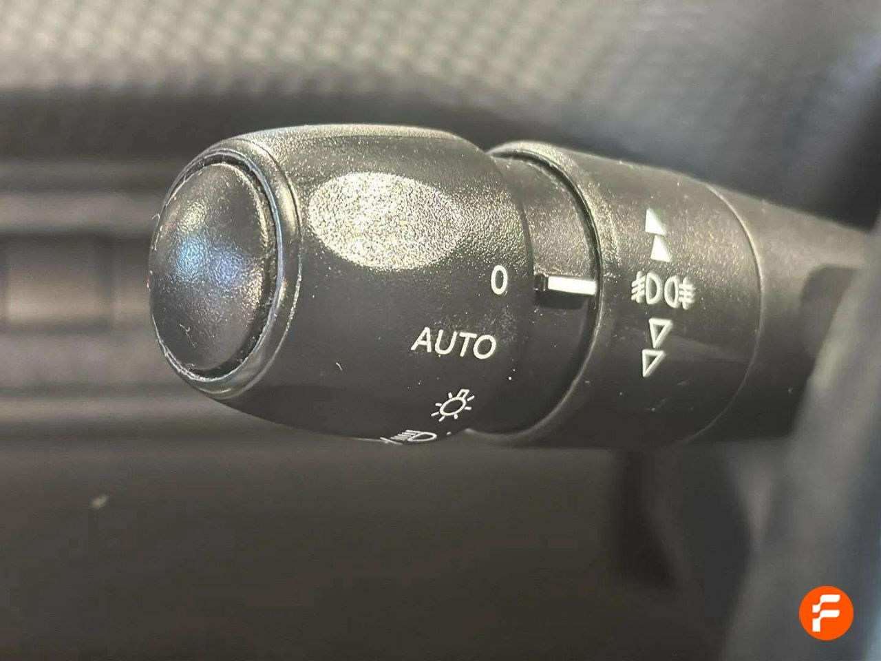 Foto Peugeot 208 21