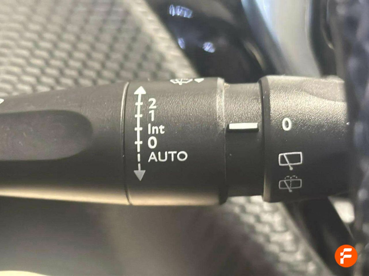 Foto Peugeot 208 23