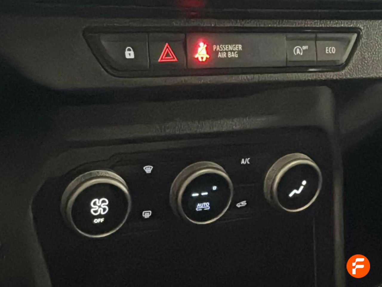 Foto Dacia Sandero 27