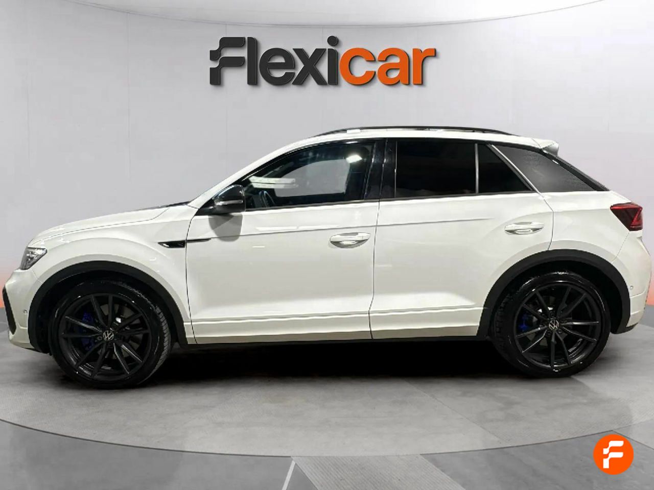 Foto Volkswagen T-Roc 4