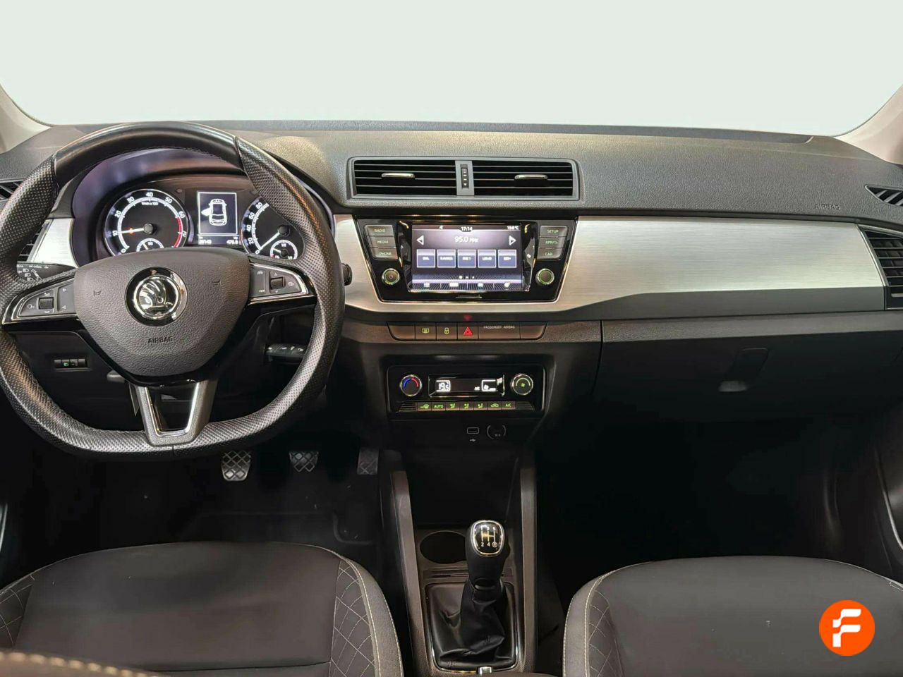Foto Skoda Fabia 14