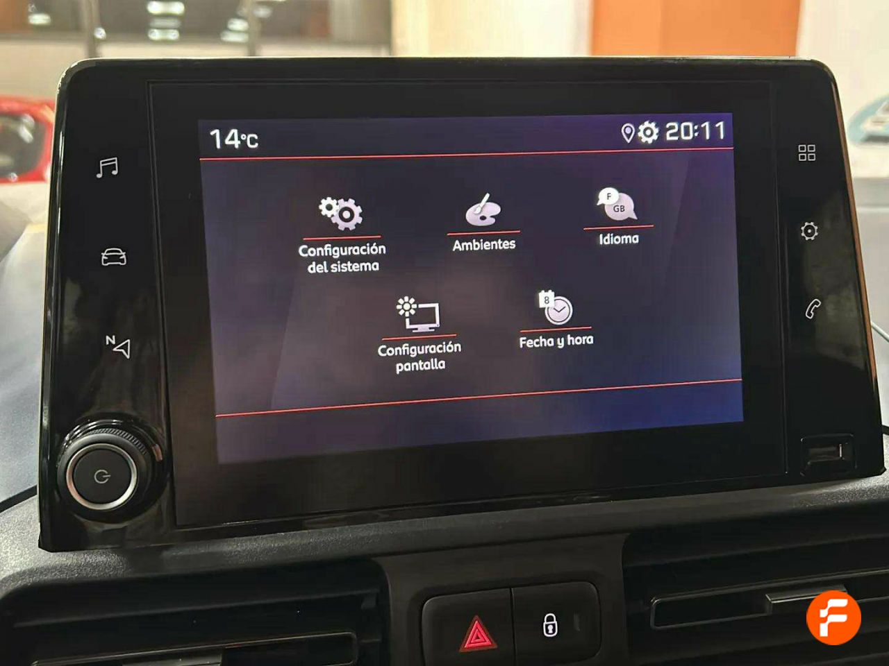 Foto Peugeot Rifter 15