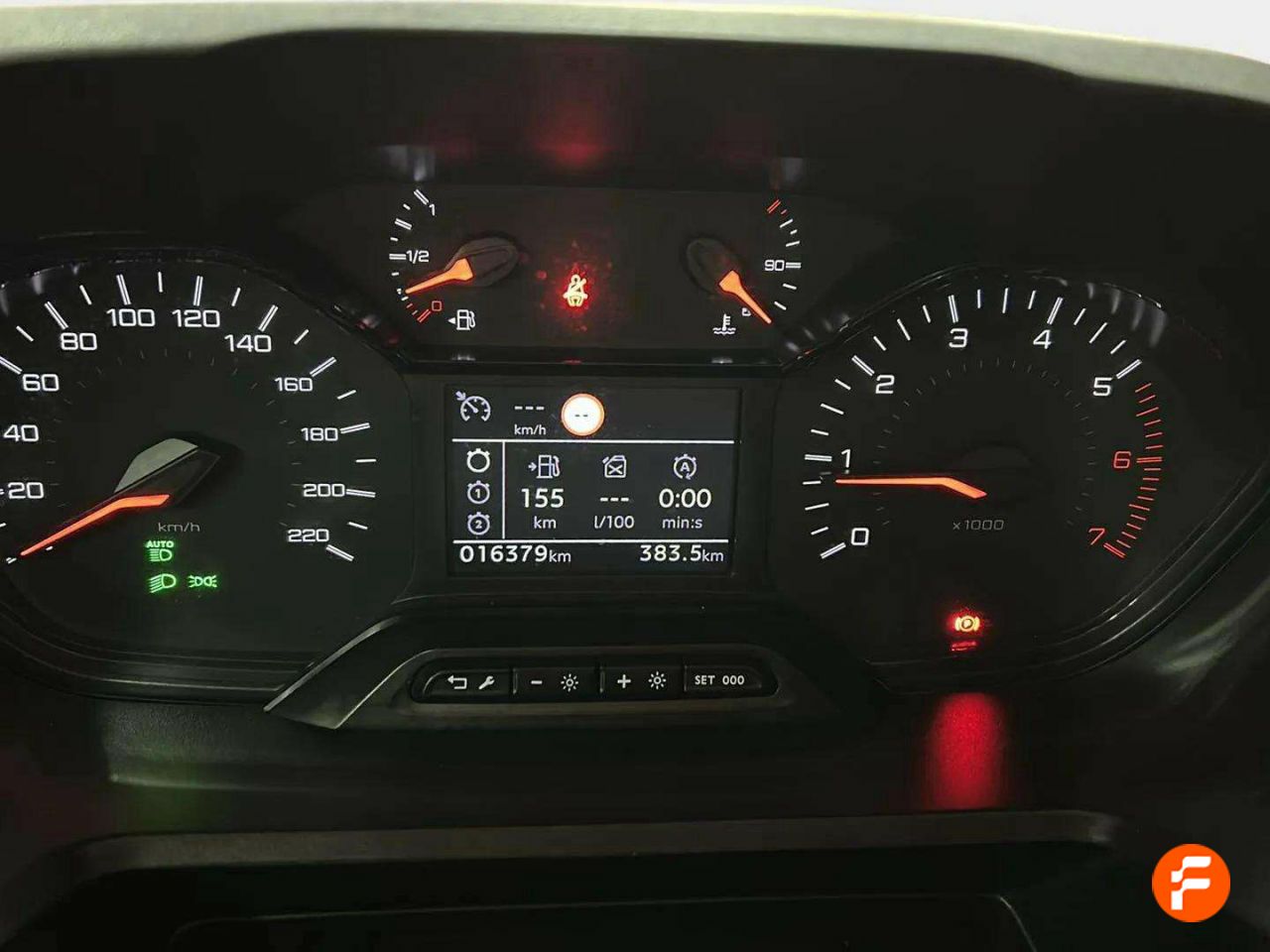 Foto Peugeot Rifter 19
