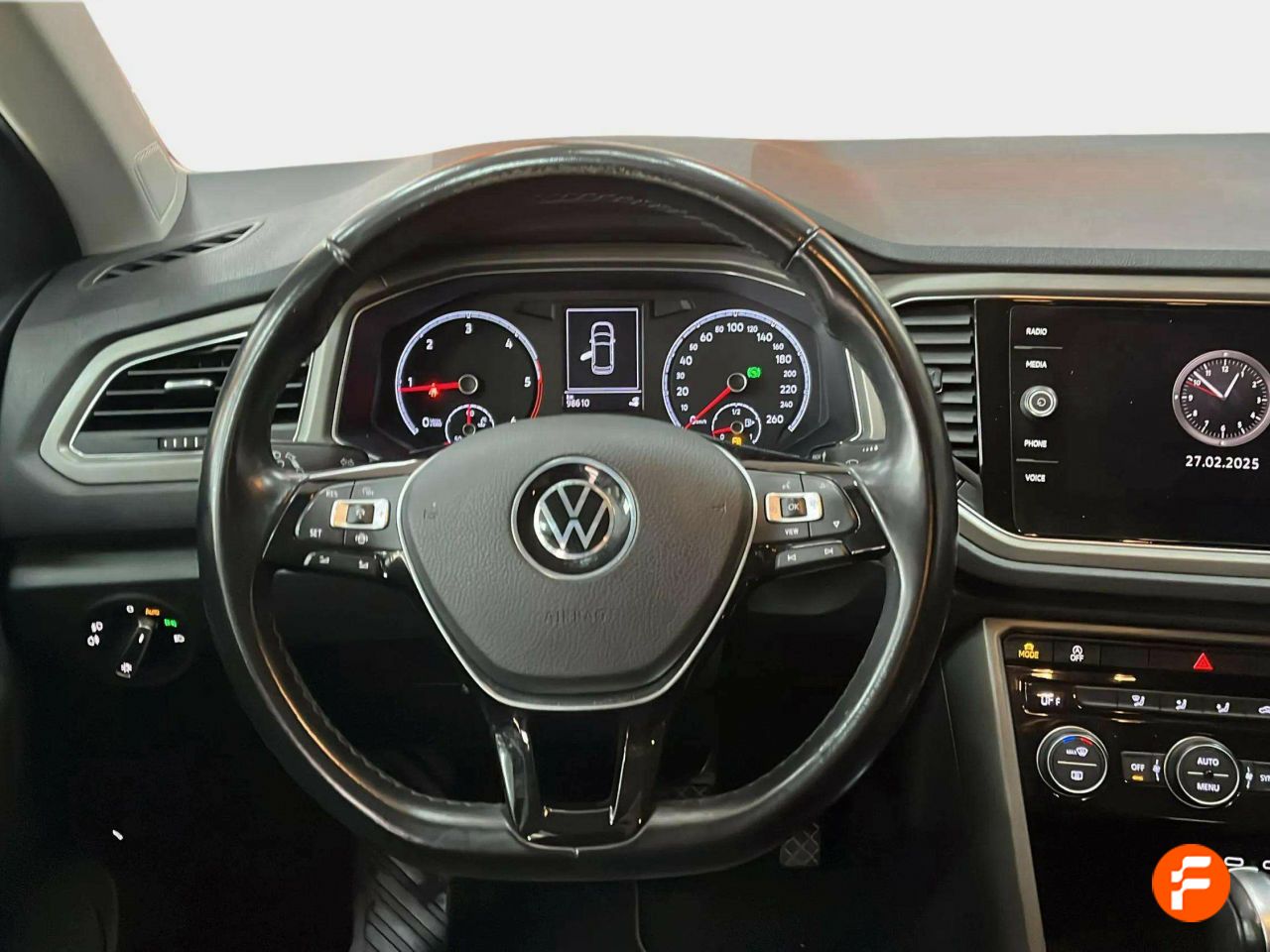 Foto Volkswagen T-Roc 19