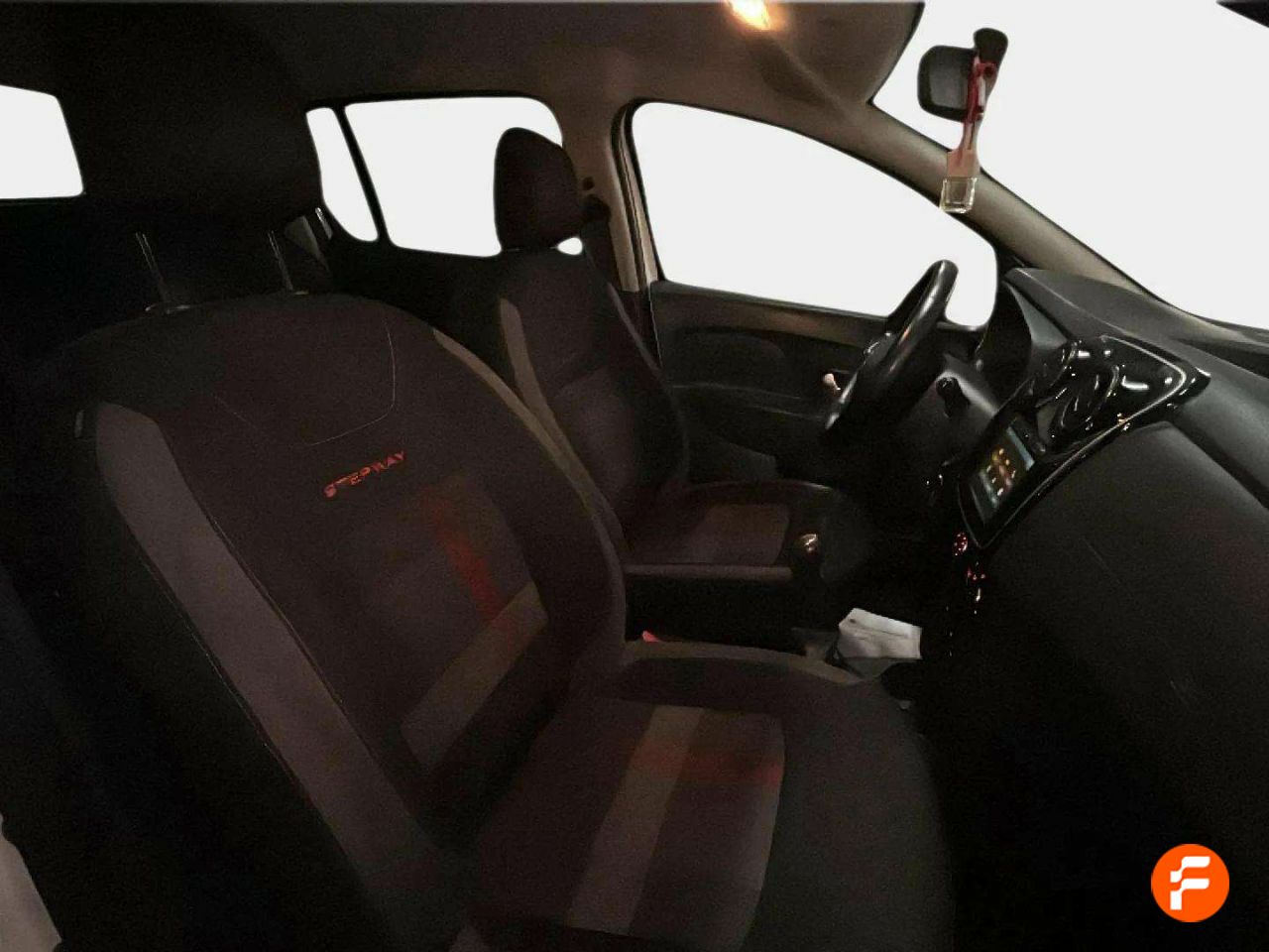 Foto Dacia Sandero 12