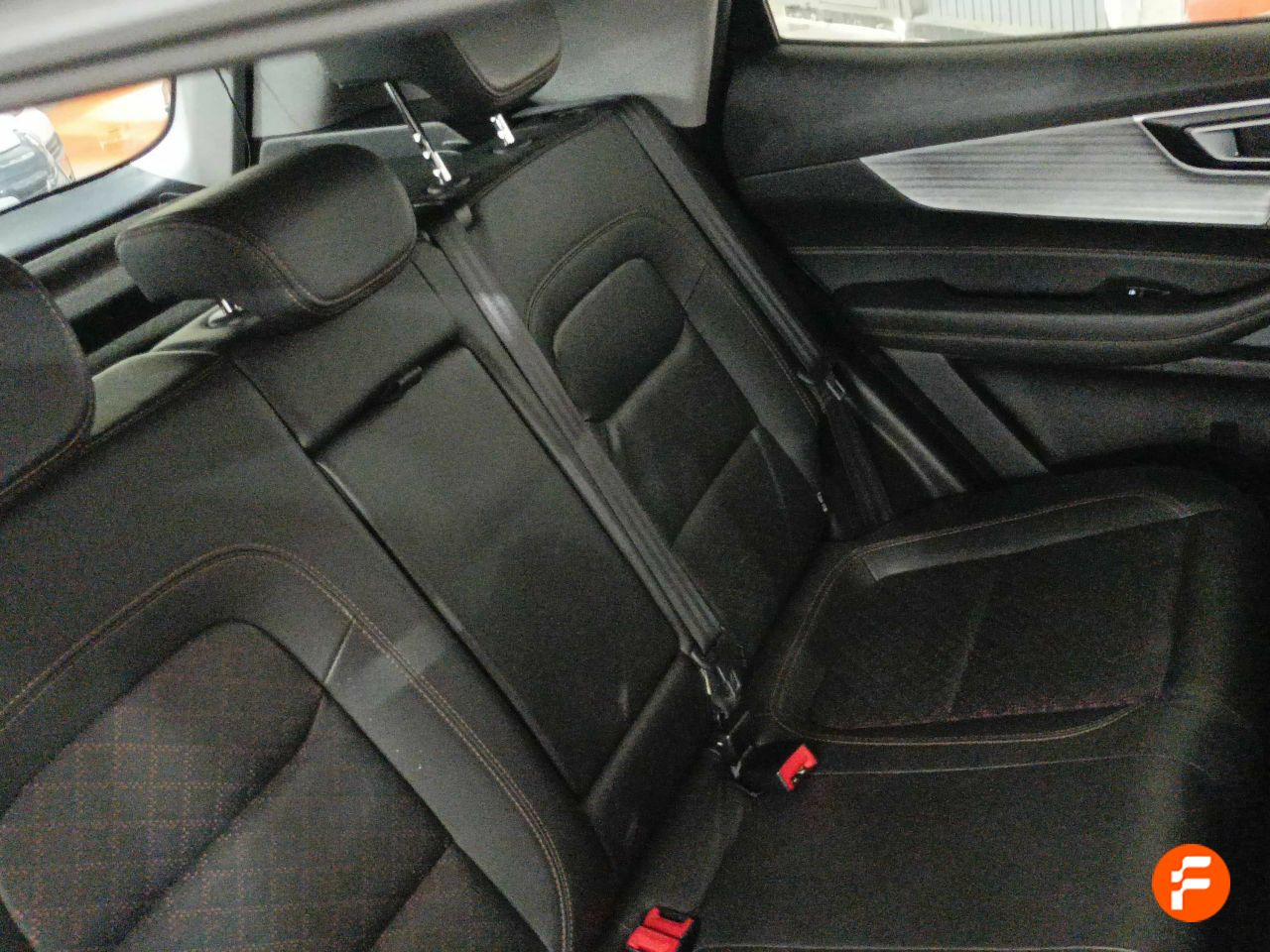 Foto DR Automobiles DR5 16