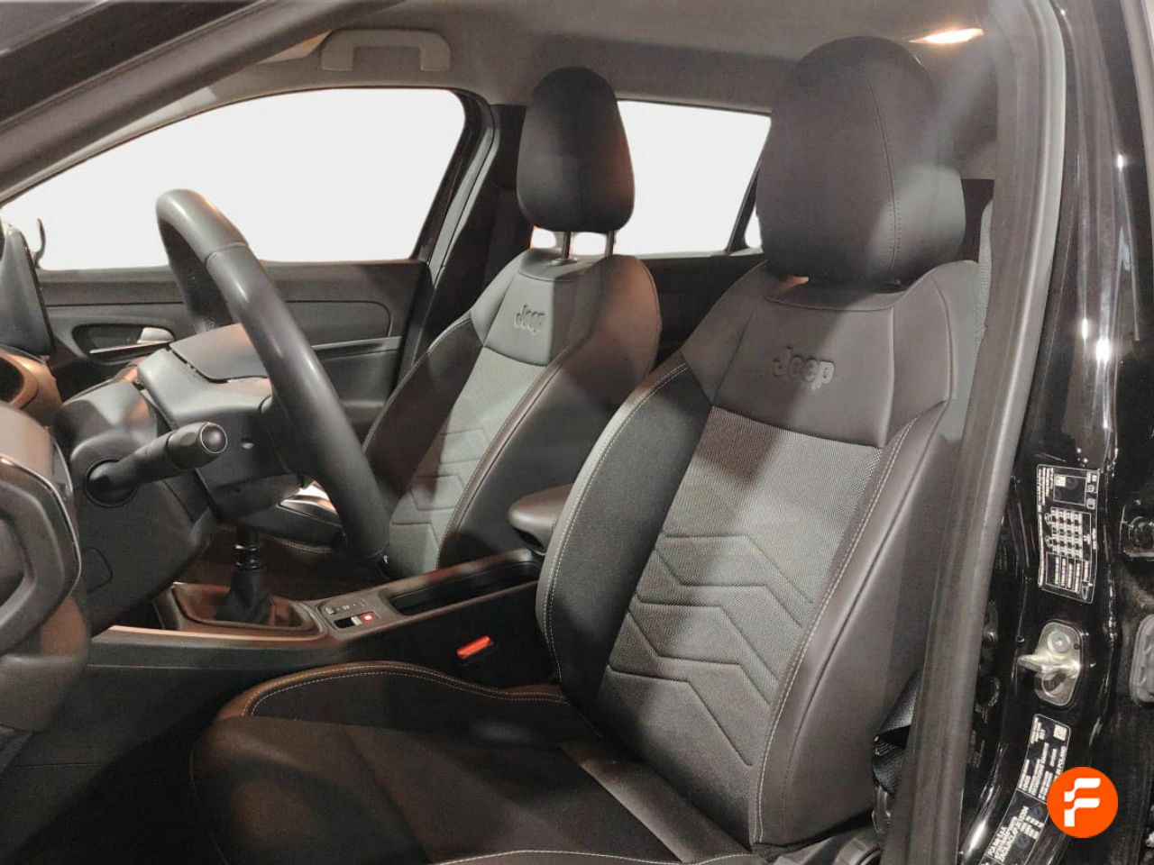 Foto Jeep Avenger 13