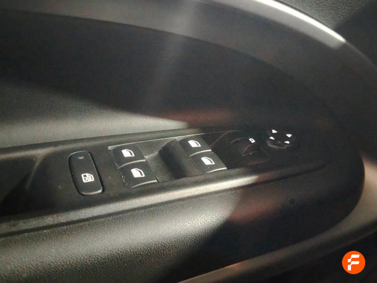Foto Jeep Avenger 19