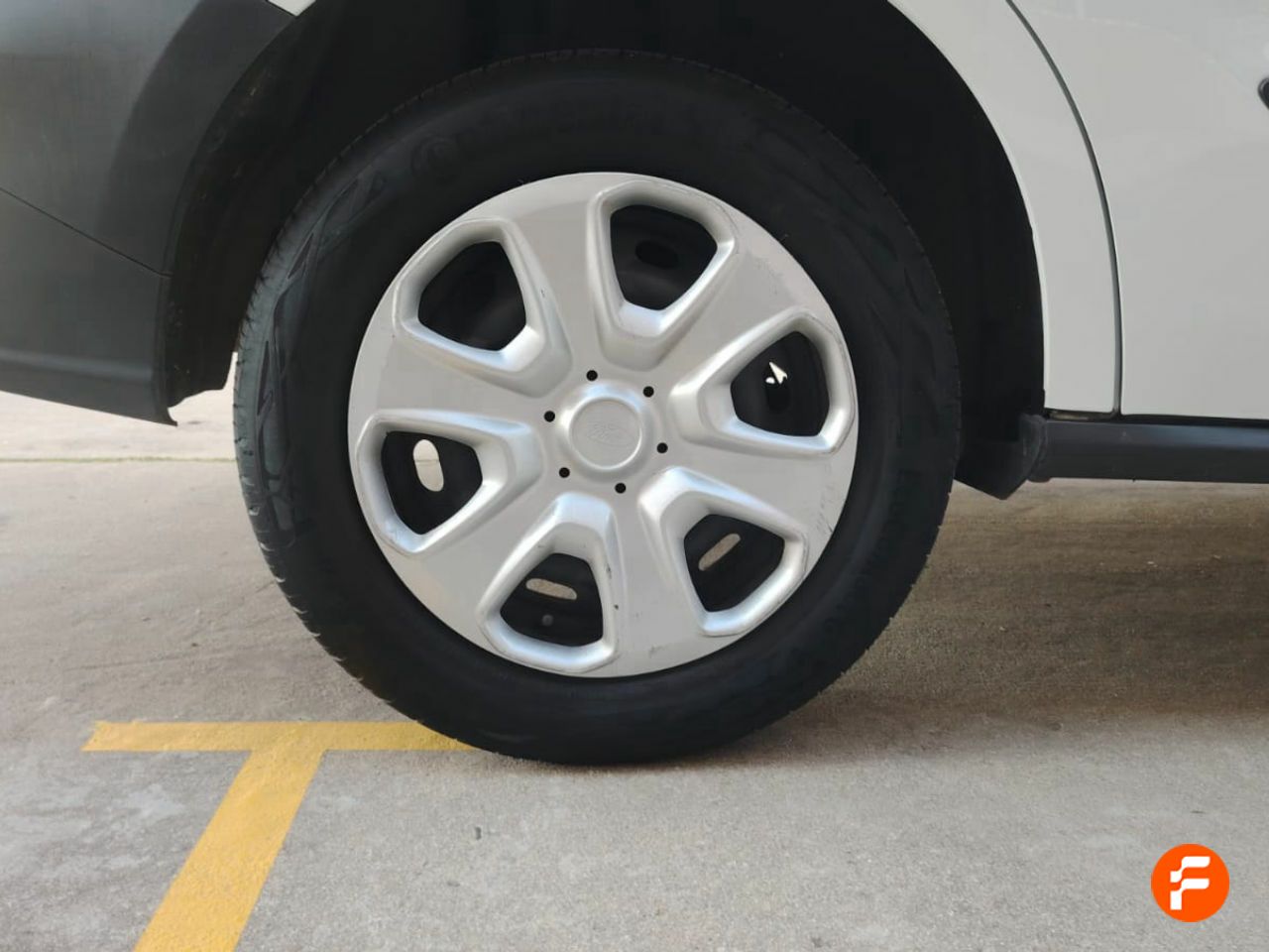 Foto Ford Transit  Courier 10