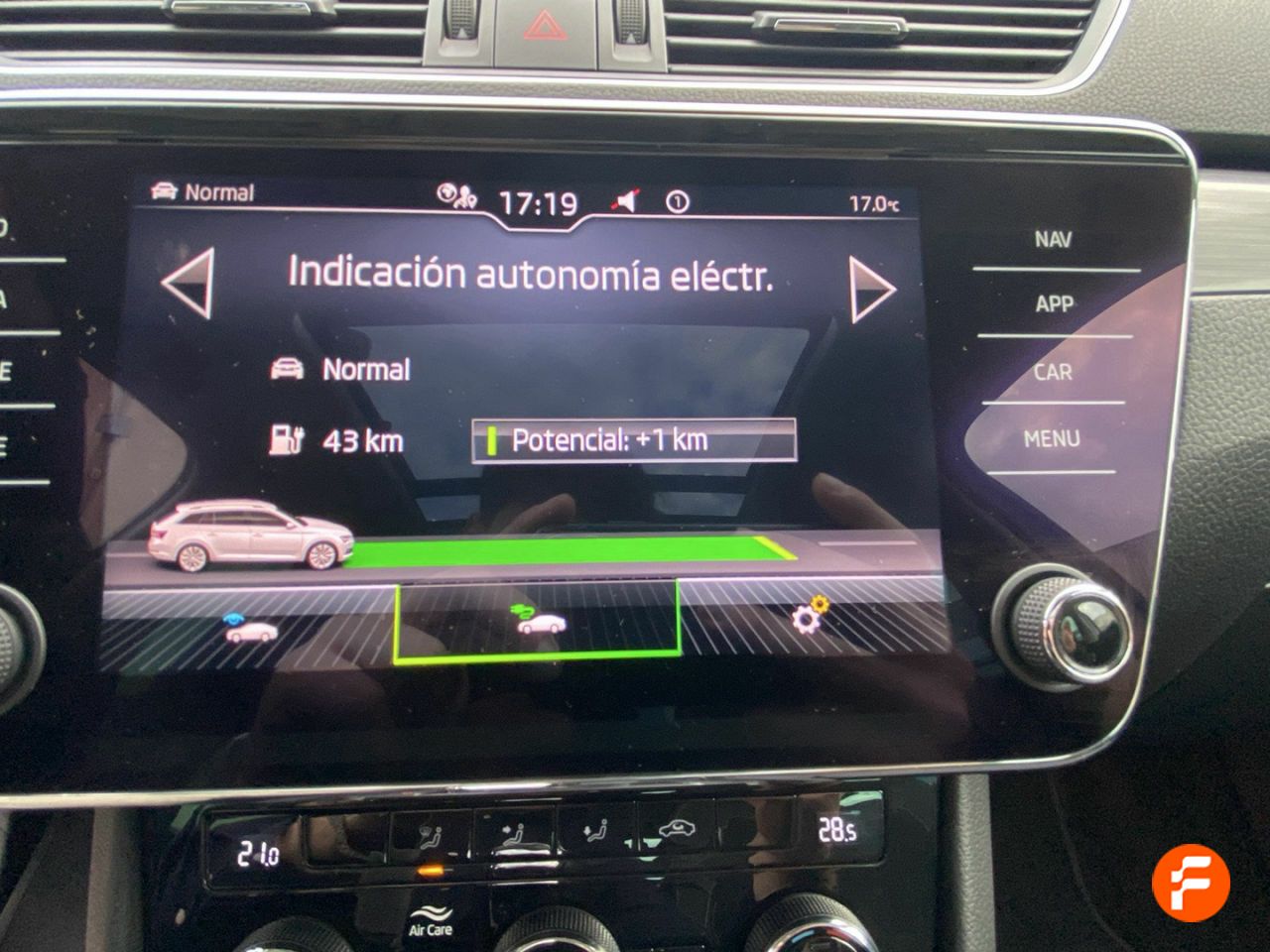 Foto Skoda Superb 13