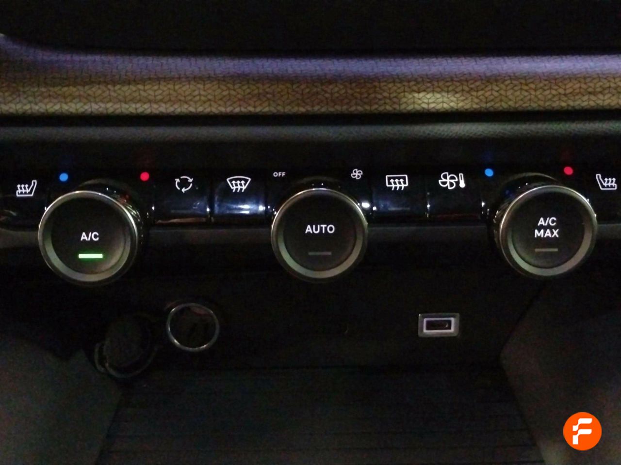 Foto Citroën C5 X 23