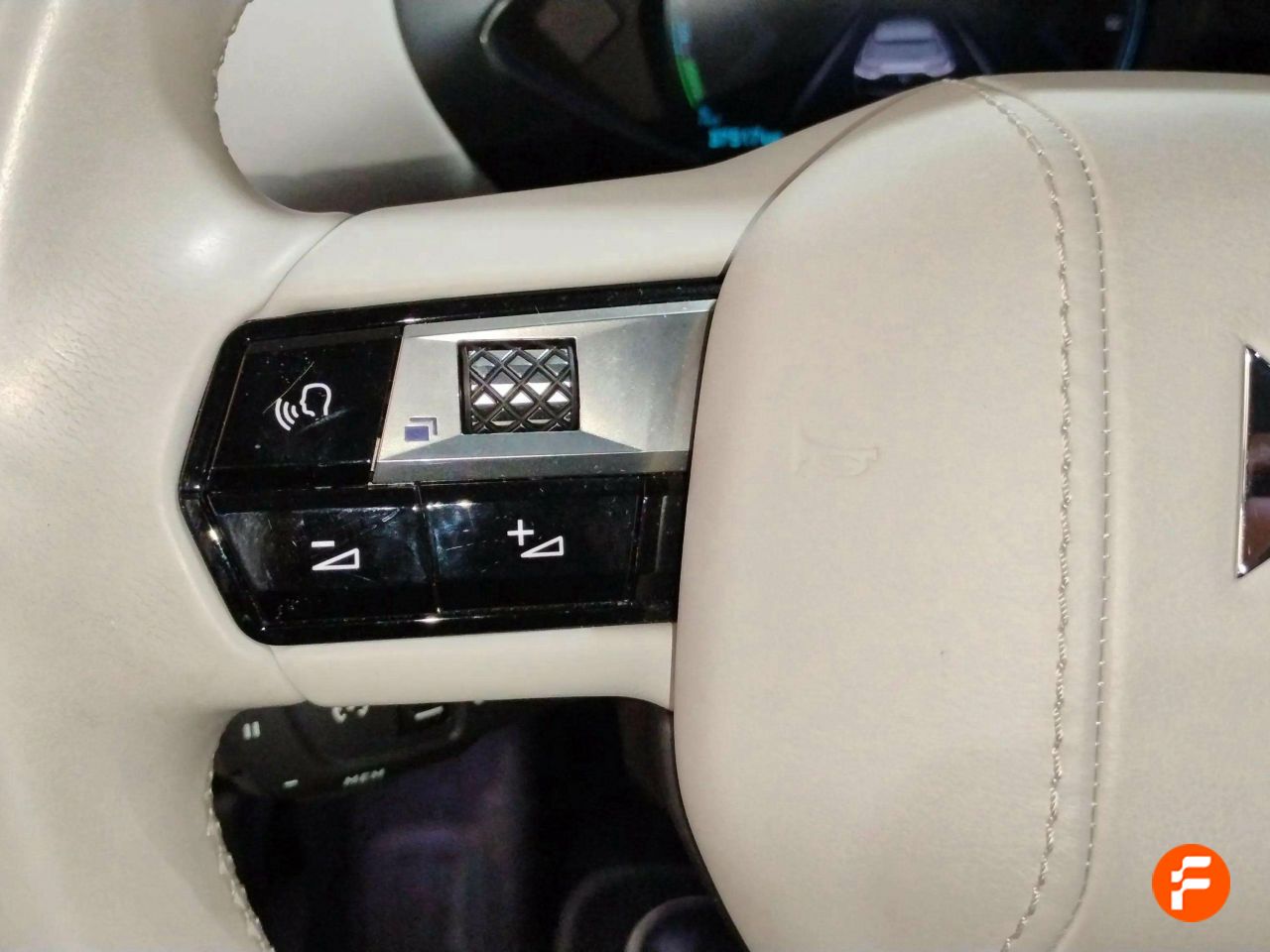 Foto DS Automobiles DS 3 14