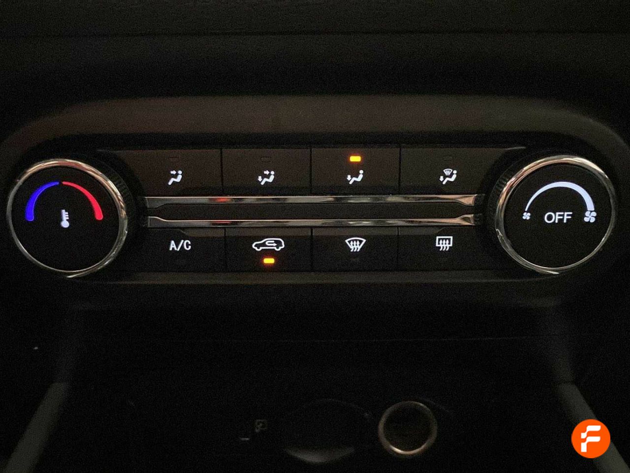 Foto DR Automobiles DR4 31