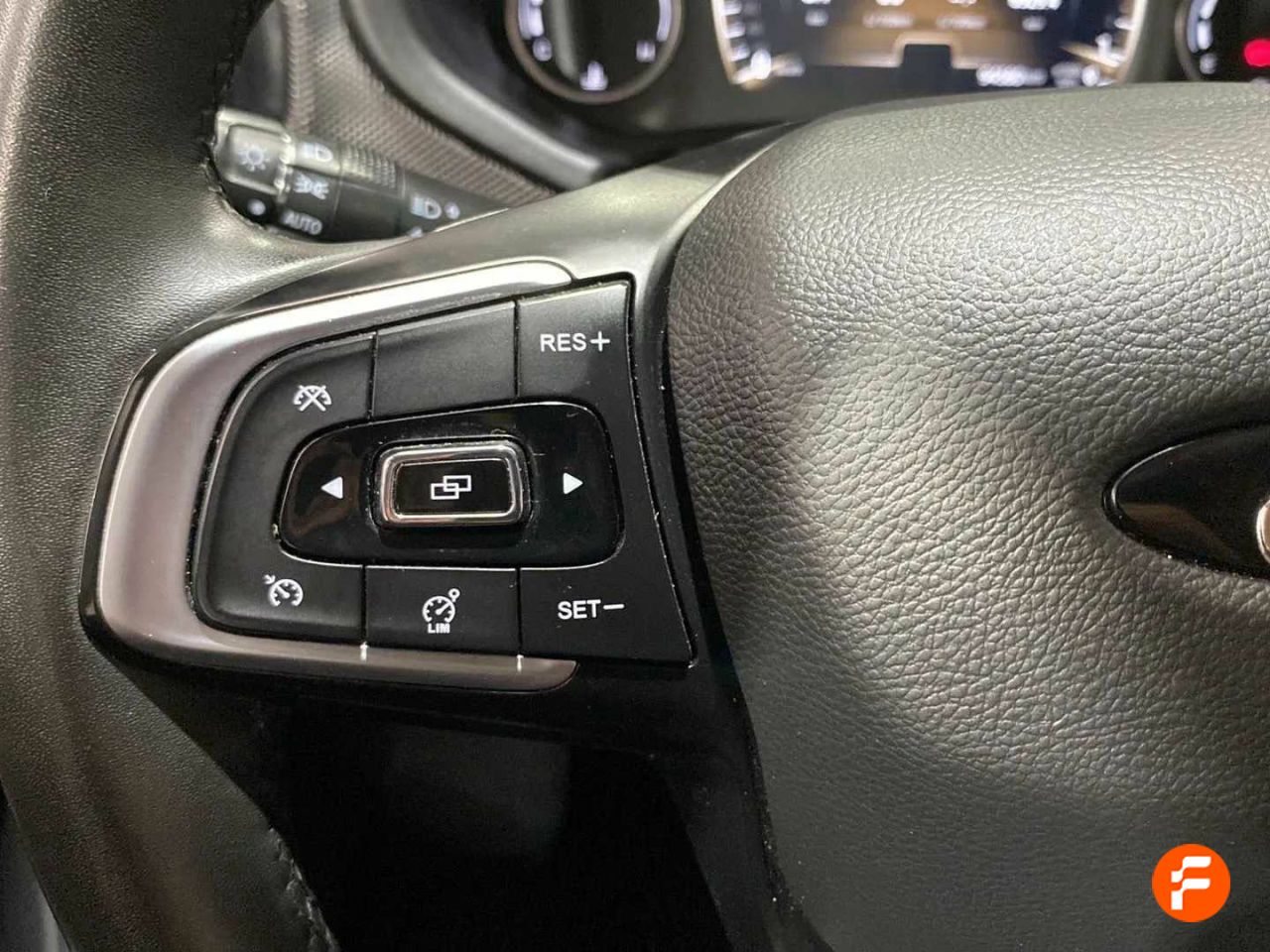 Foto DR Automobiles DR4 23