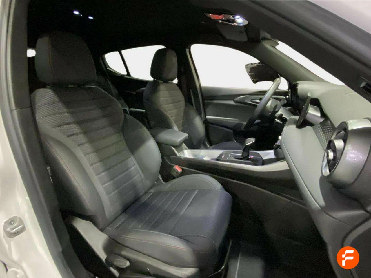 Foto Alfa Romeo Tonale 12