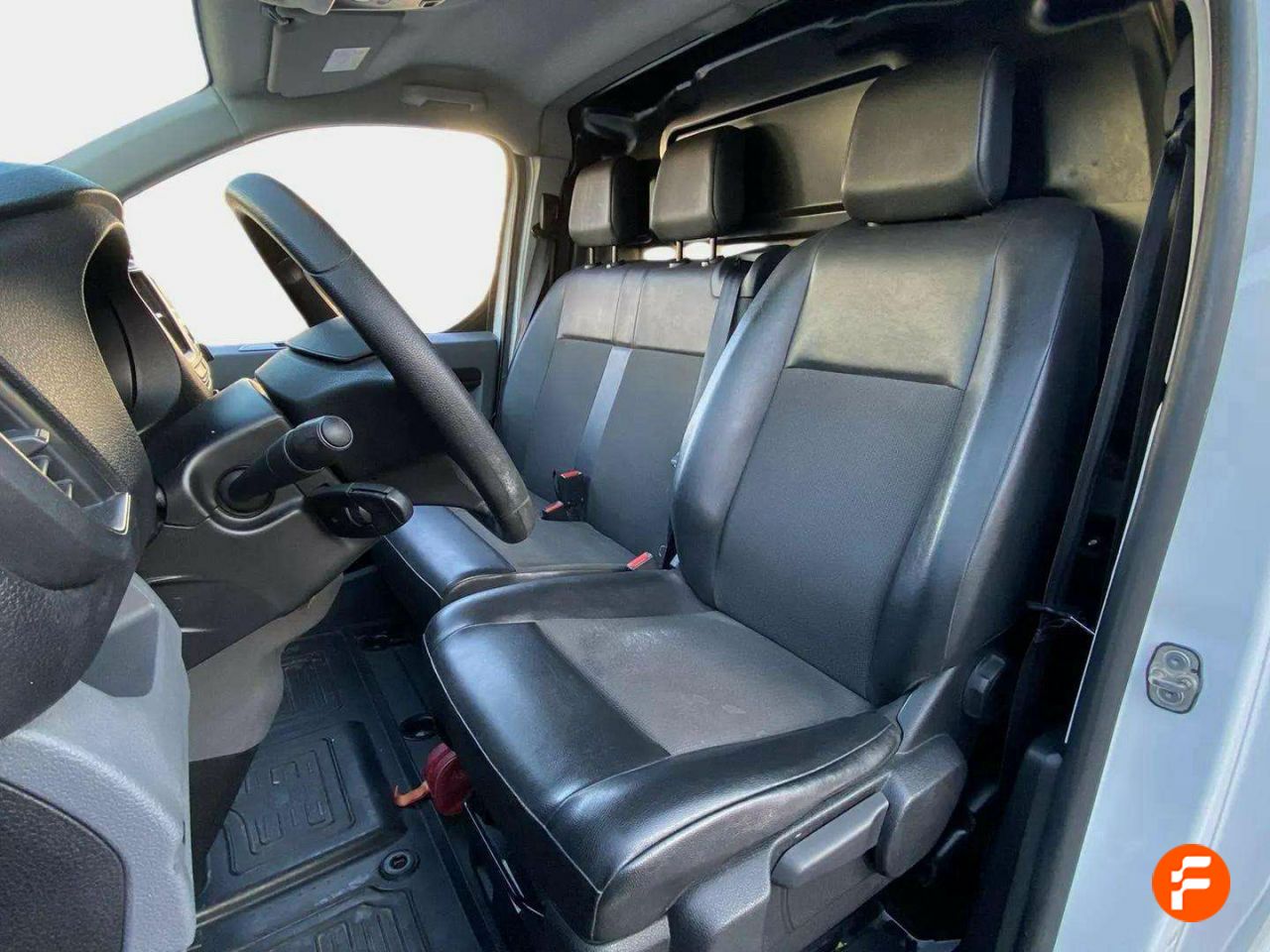 Foto Toyota Proace 12