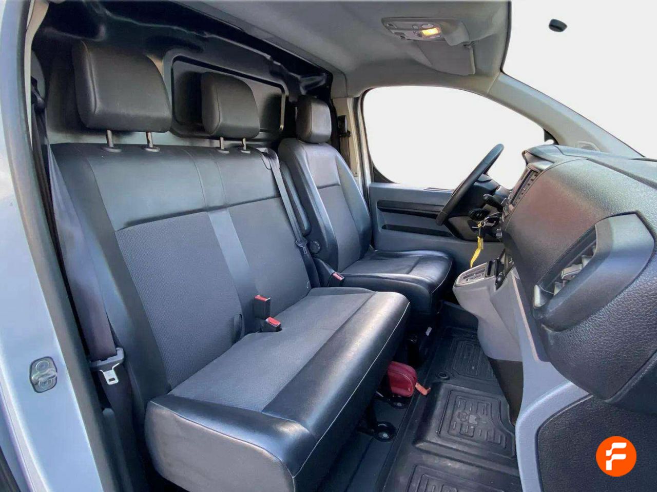 Foto Toyota Proace 13
