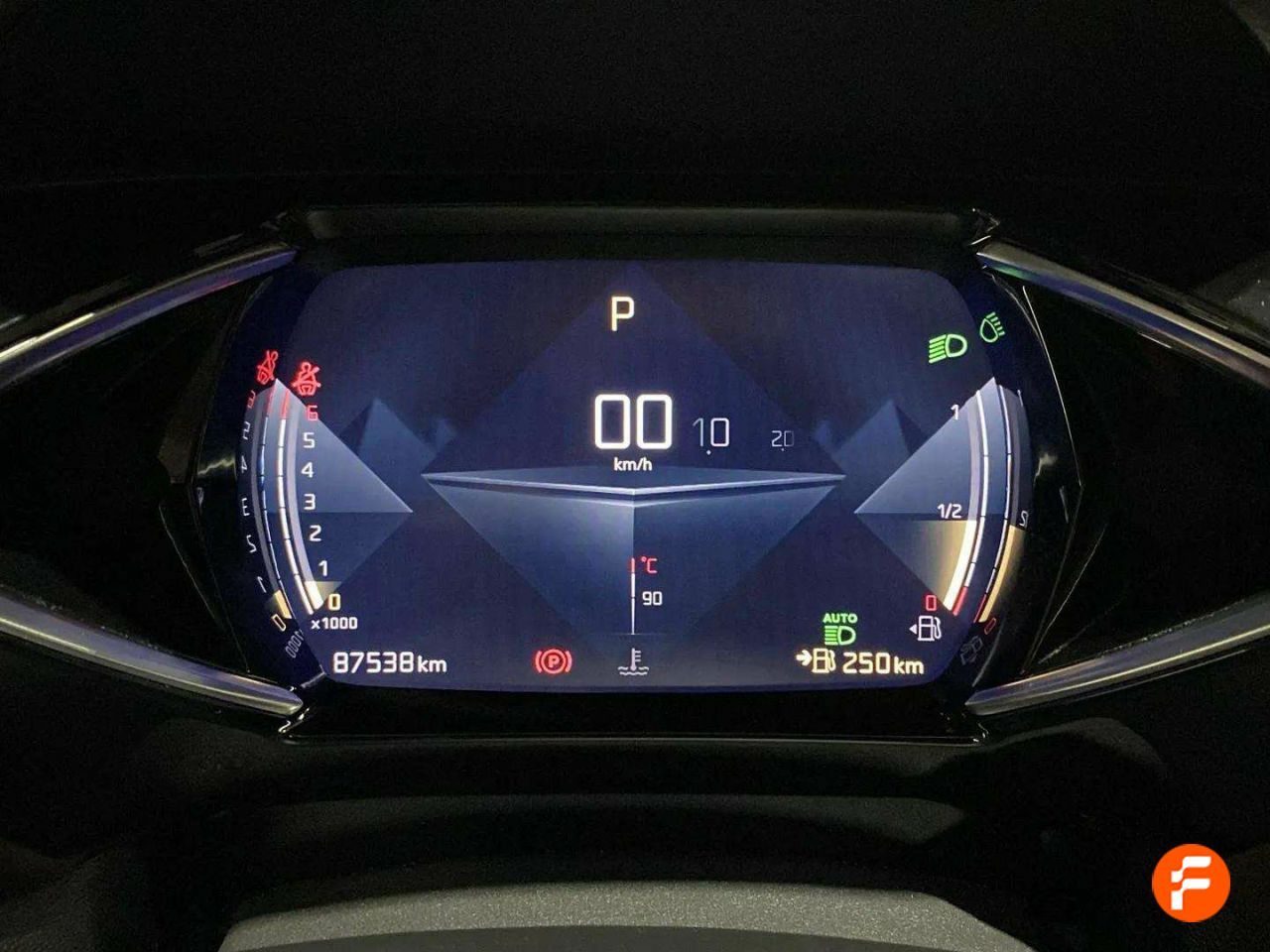 Foto DS Automobiles DS 3 25