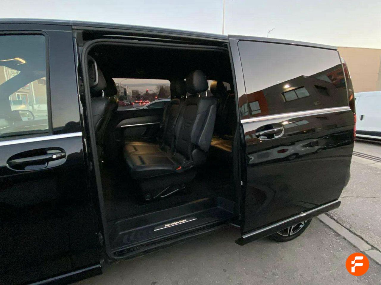 Foto Mercedes-Benz Clase V 12