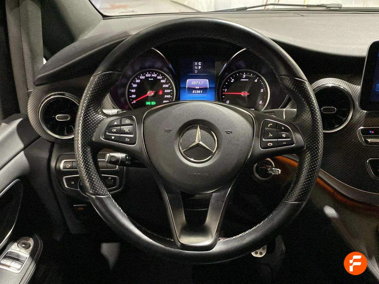 Foto Mercedes-Benz Clase V 22
