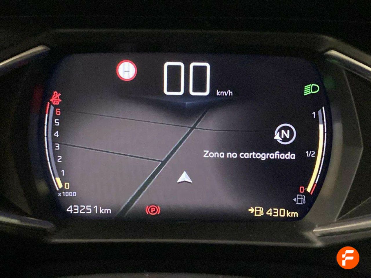 Foto DS Automobiles DS 3 25