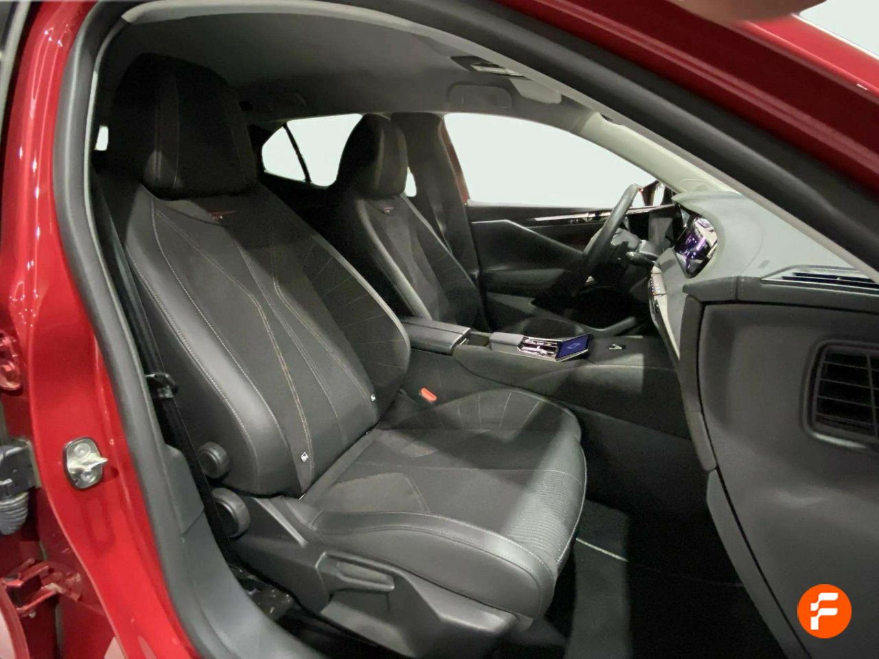 Foto DS Automobiles DS 4 13