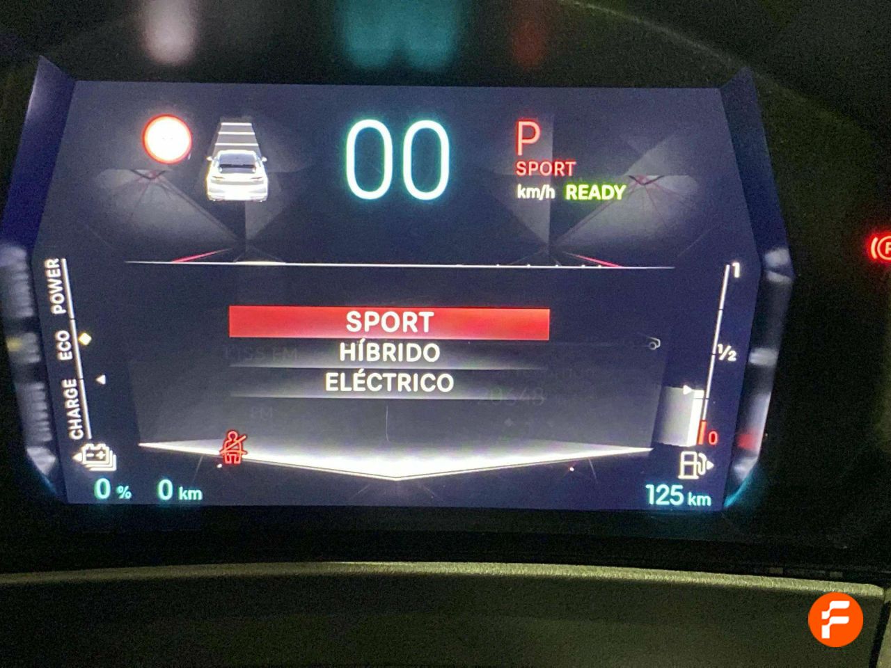 Foto DS Automobiles DS 4 26