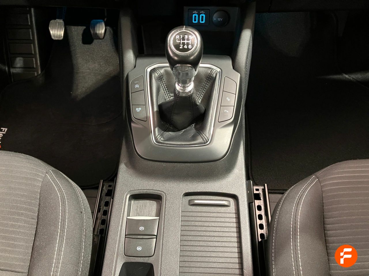 Foto Ford Kuga 37