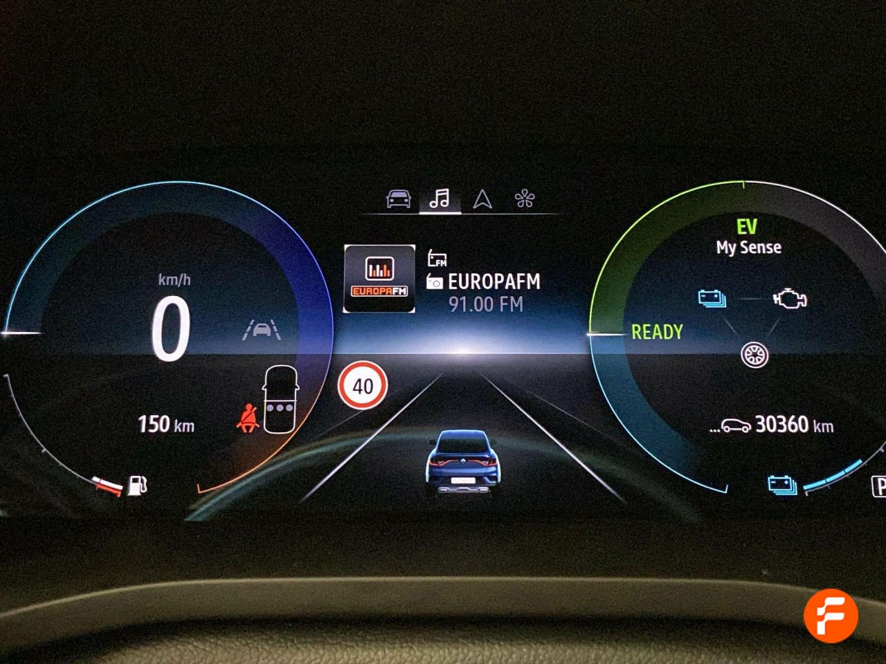 Foto Renault Arkana 25
