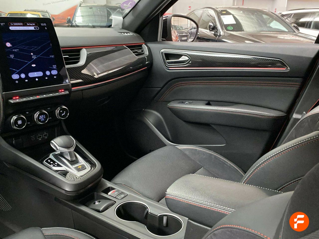 Foto Renault Arkana 37