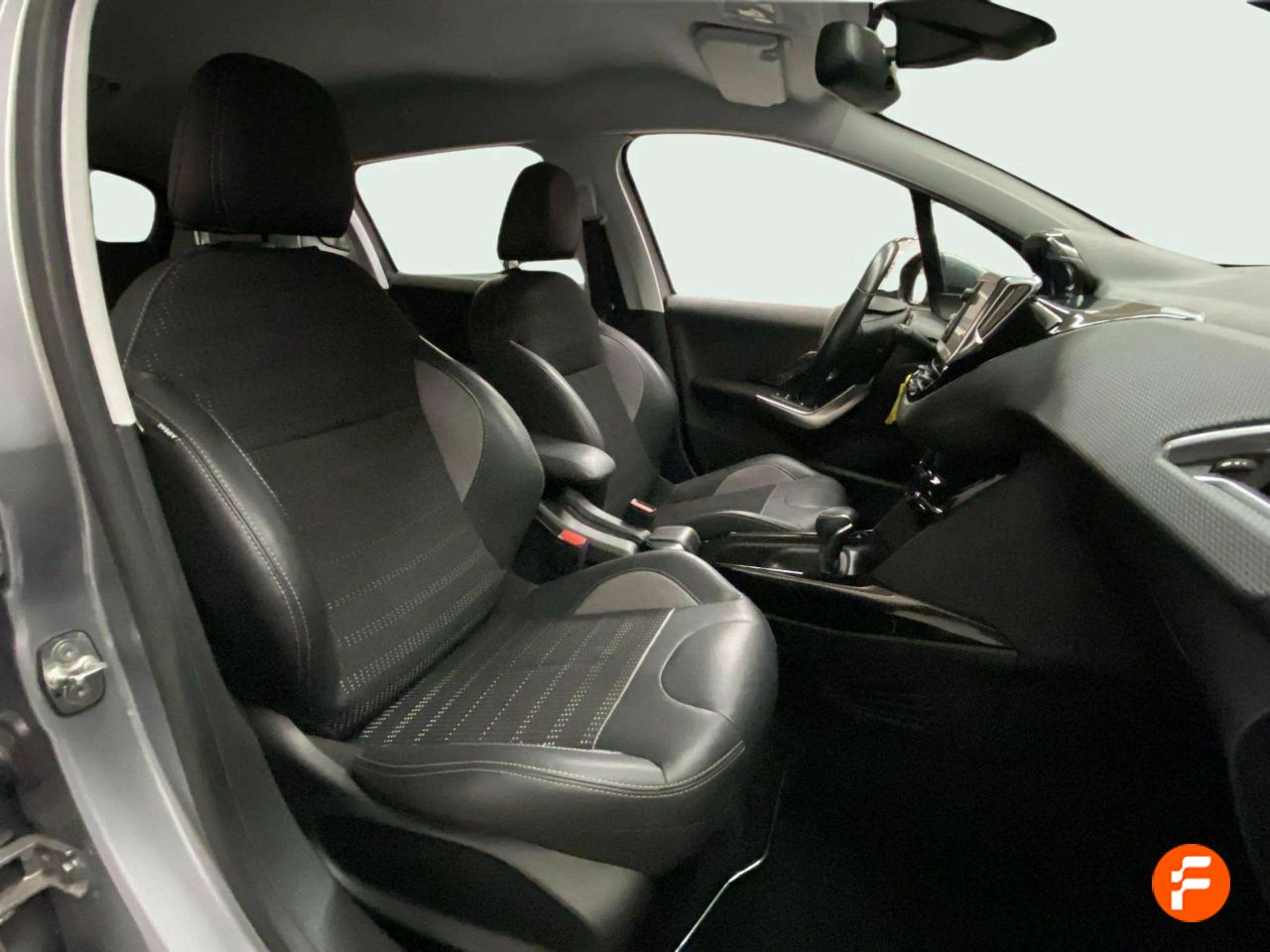 Foto Peugeot 2008 12