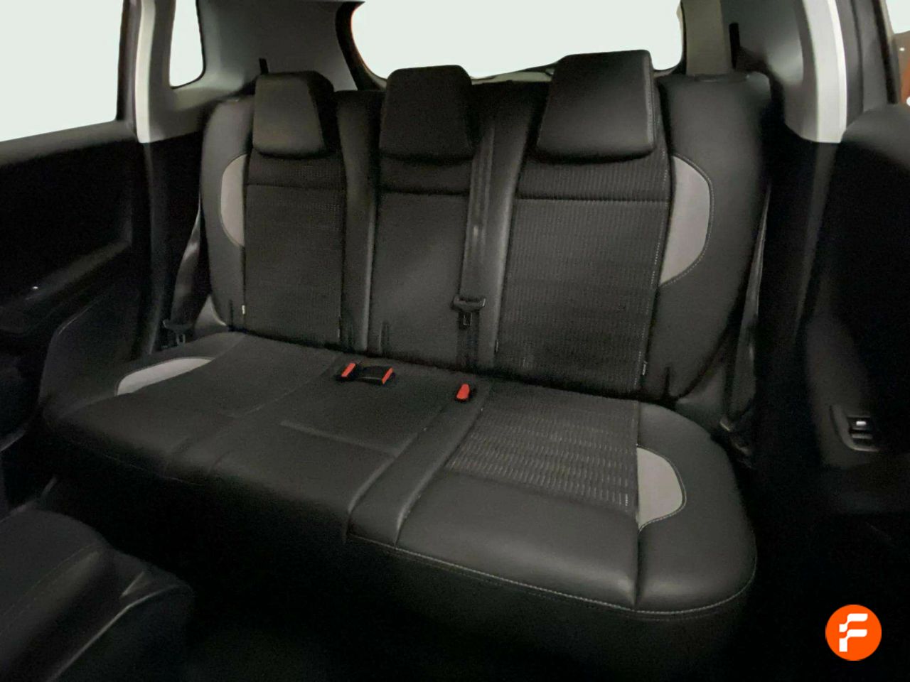 Foto Peugeot 2008 13
