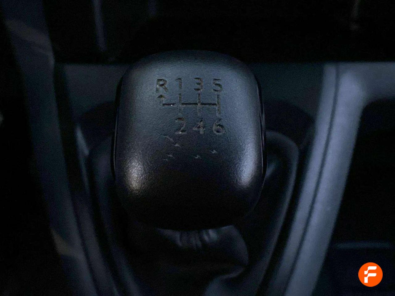 Foto Opel Vivaro 24