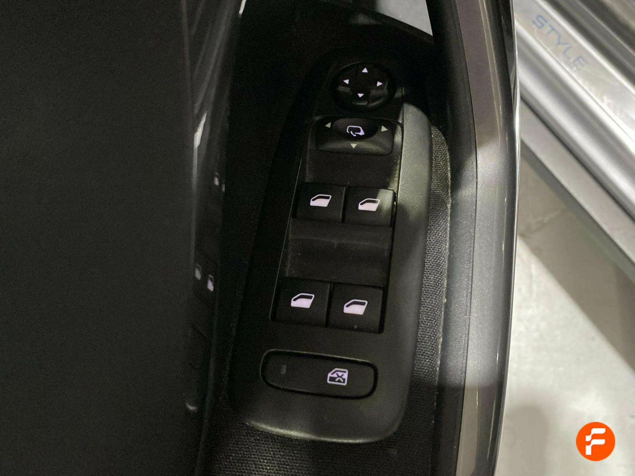 Foto Peugeot 2008 17