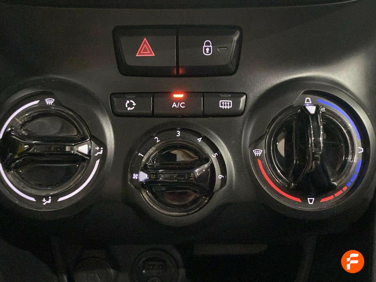 Foto Peugeot 2008 30
