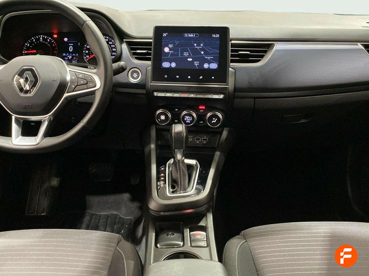 Foto Renault Arkana 25
