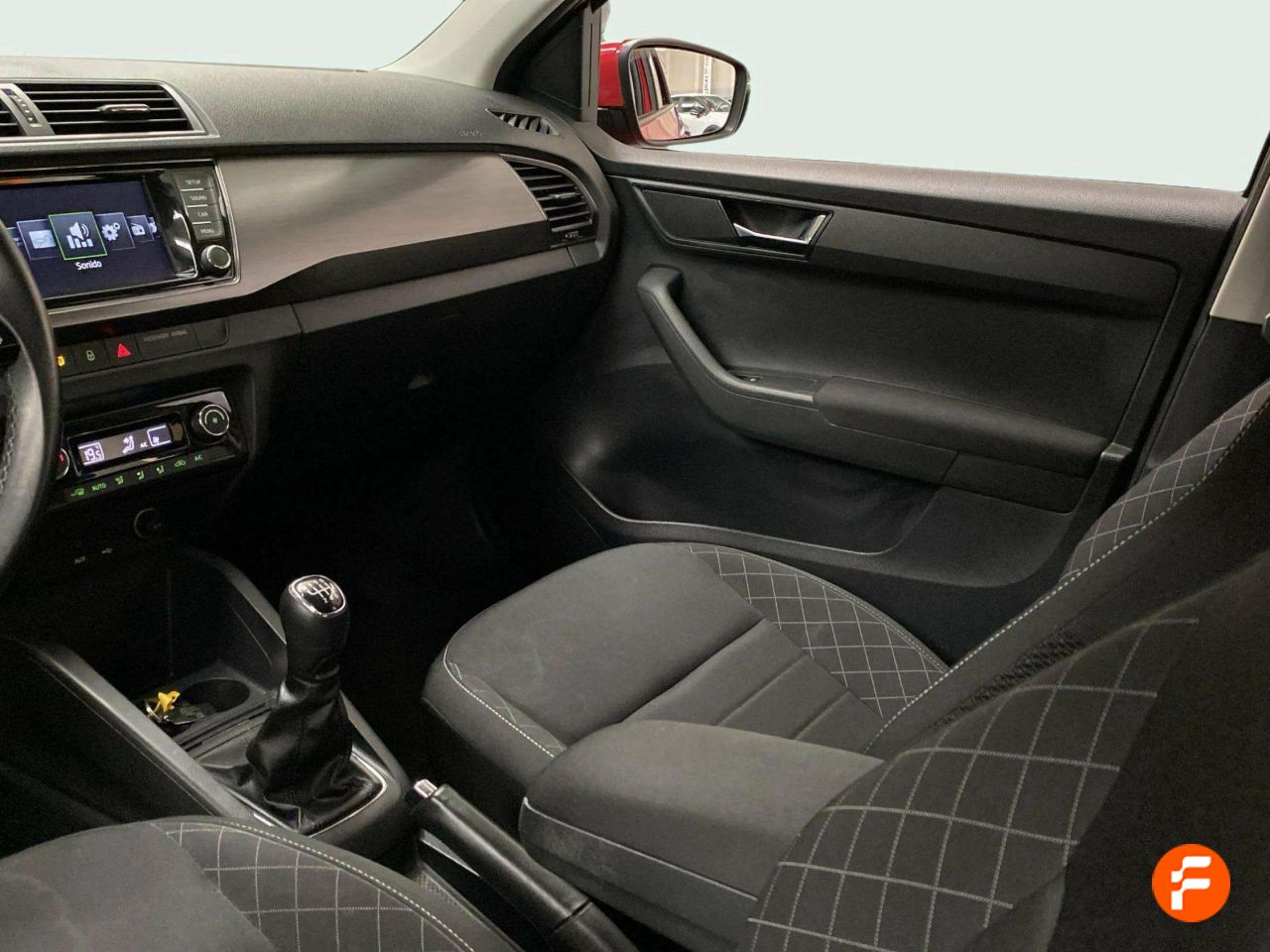 Foto Skoda Fabia 33