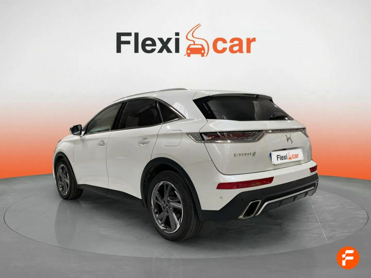 Foto DS Automobiles DS 7 9