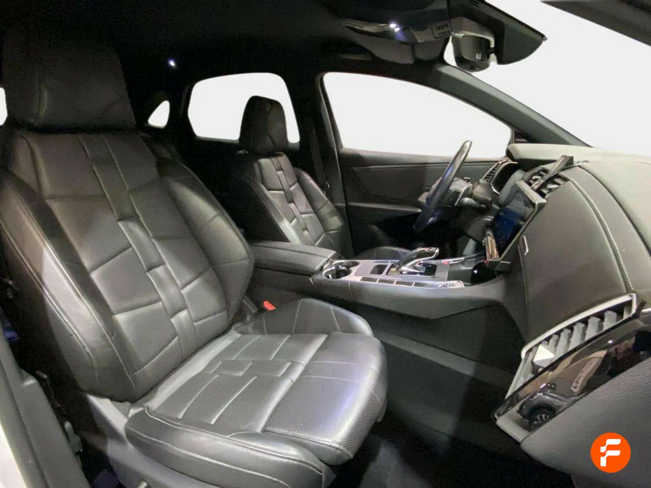Foto DS Automobiles DS 7 14