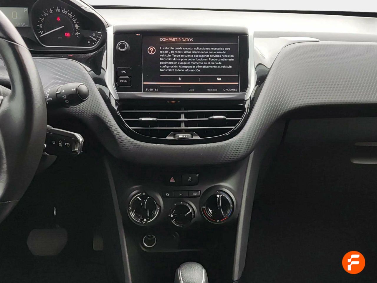 Foto Peugeot 2008 12