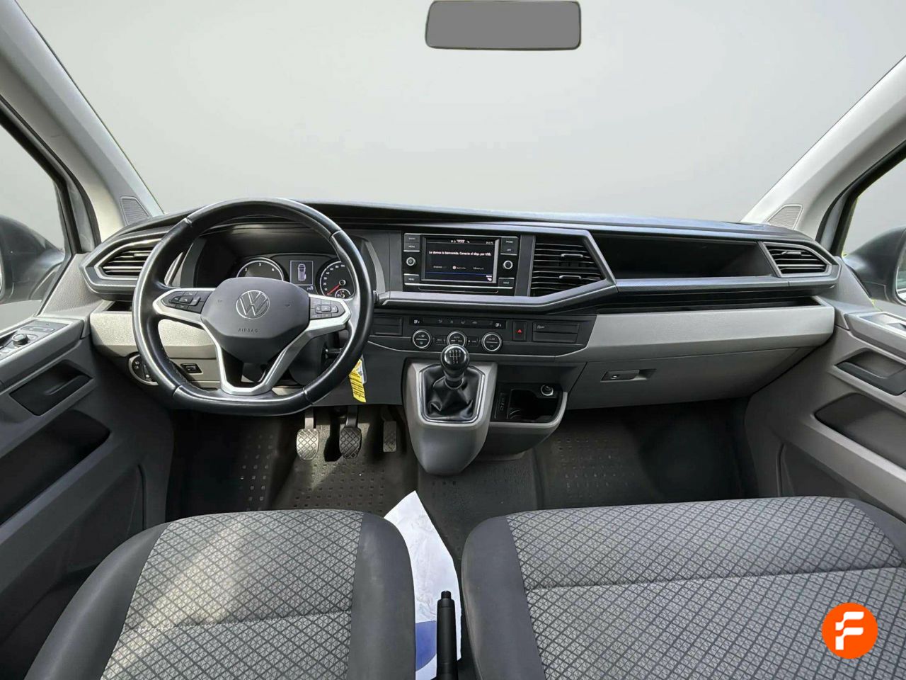 Foto Volkswagen Caravelle 11