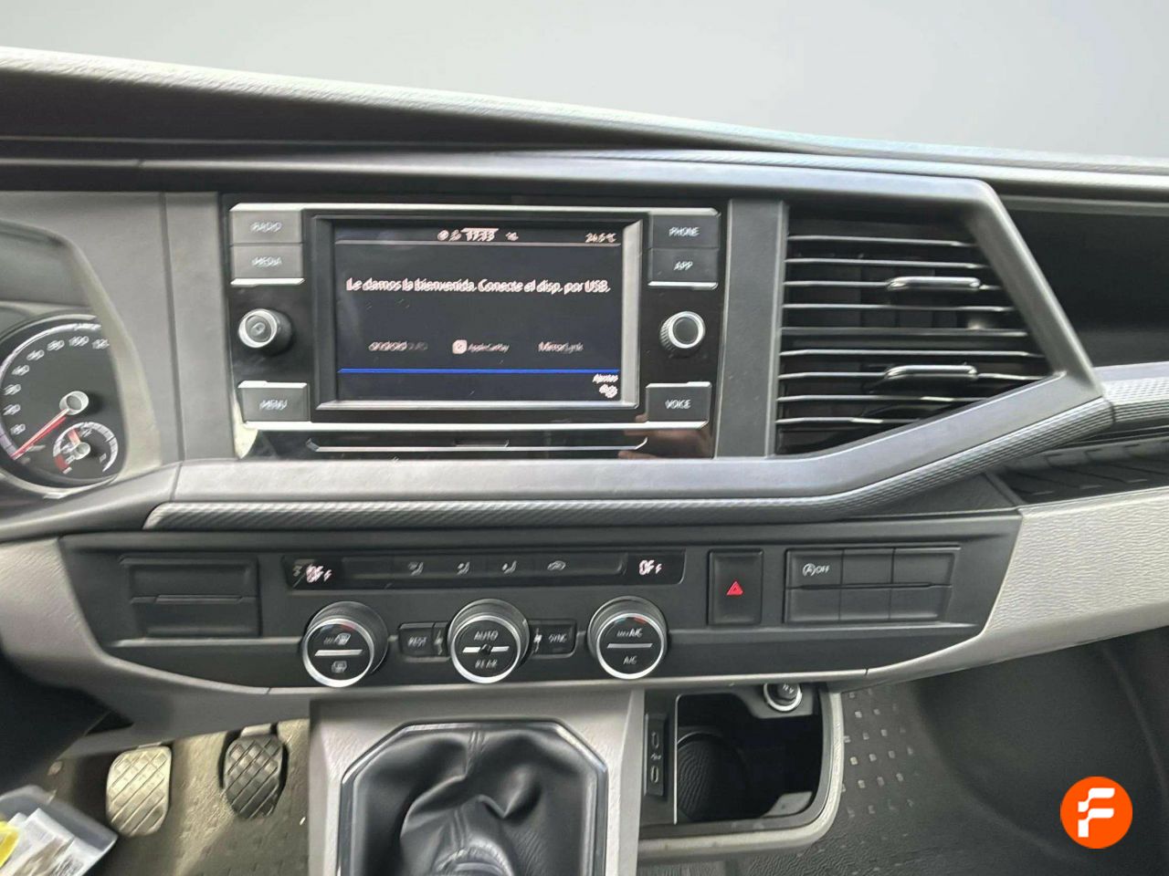 Foto Volkswagen Caravelle 14
