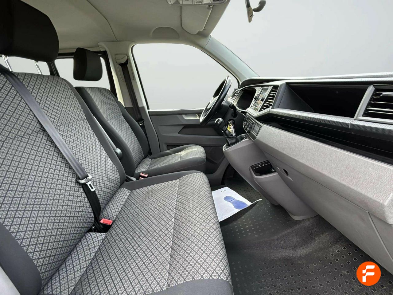 Foto Volkswagen Caravelle 15